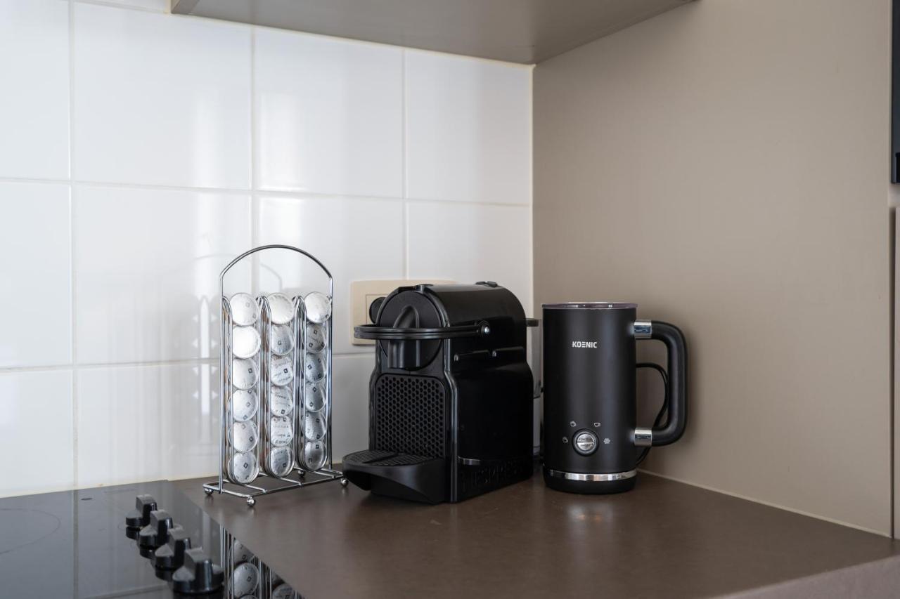 Shs Homes-Luxe Highrise, 2 Bedrooms, Kitchen, Free Parking, Stunning View, Large Tarrasse, Workspace Хаселт Екстериор снимка